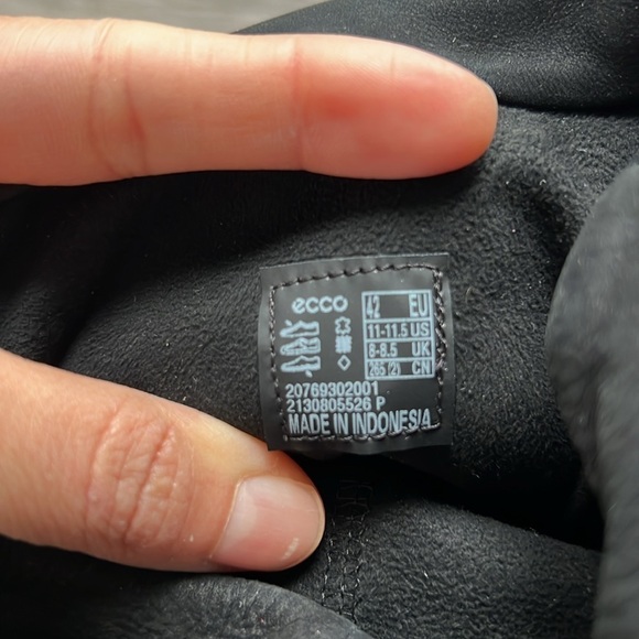 ECCO Shape Sculpted Motion 35 Slouch Knee High Boots in Black Nubuck - Picture 6 of 7